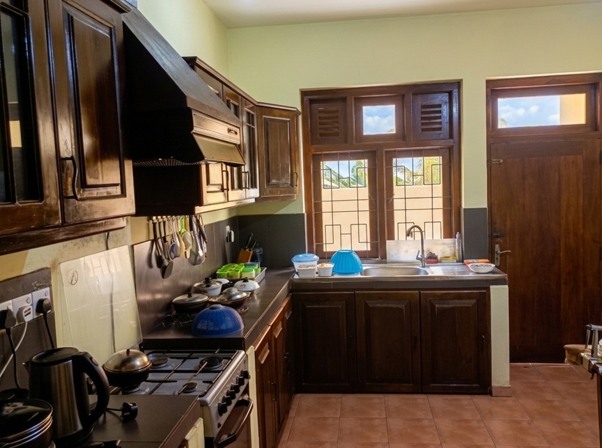 Kitchen 2